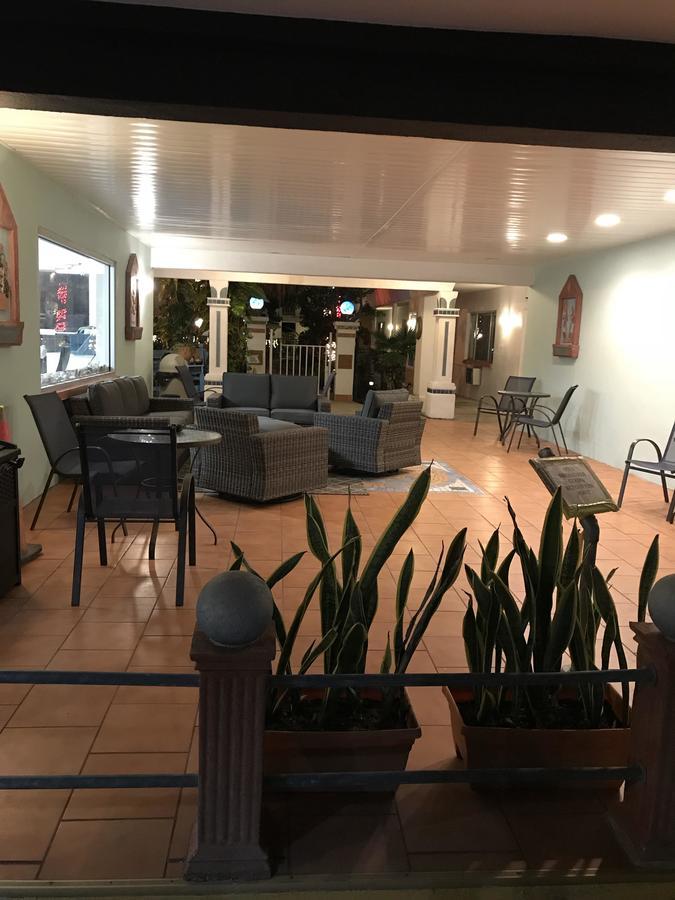 Island House Resort Hotel 세인트피트비치 외부 사진