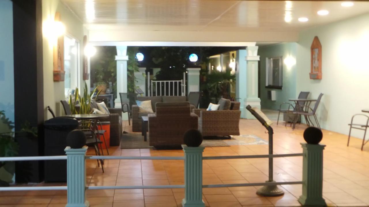 Island House Resort Hotel 세인트피트비치 외부 사진