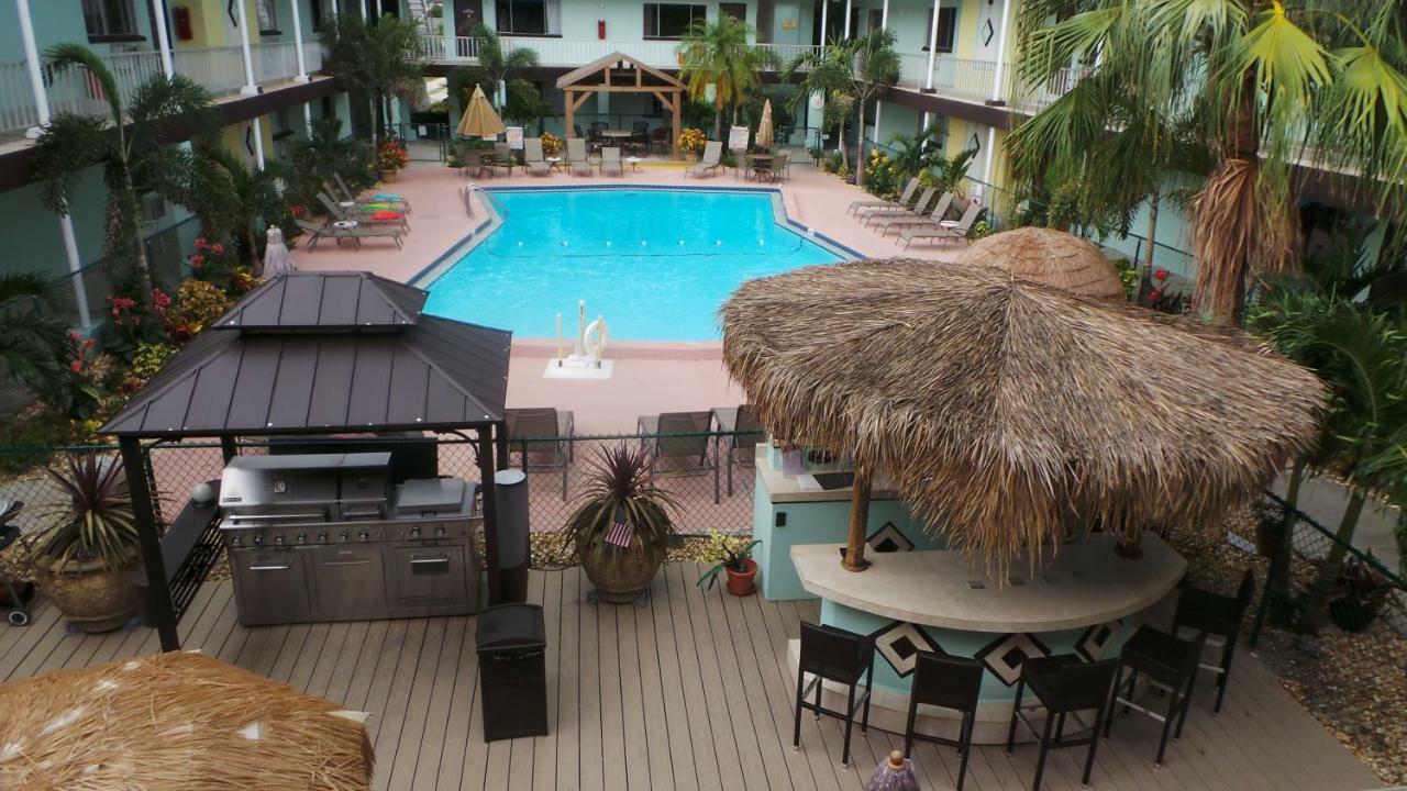 Island House Resort Hotel 세인트피트비치 외부 사진