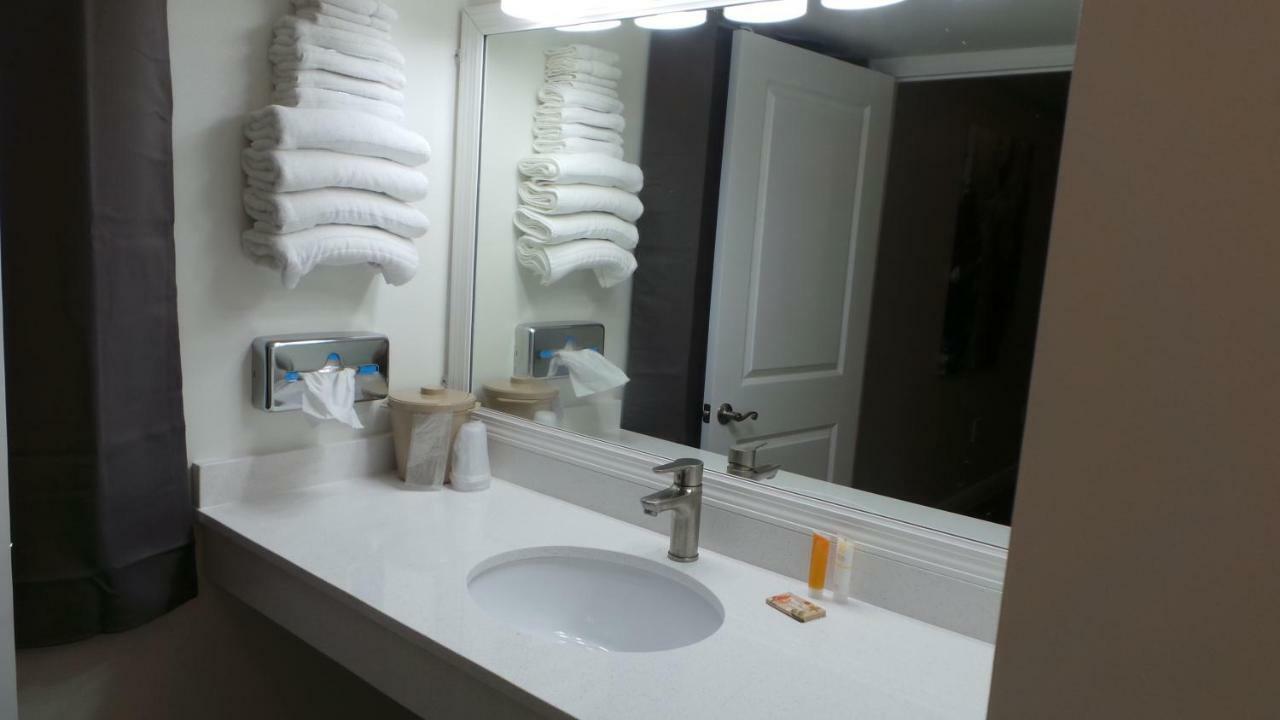 Island House Resort Hotel 세인트피트비치 외부 사진