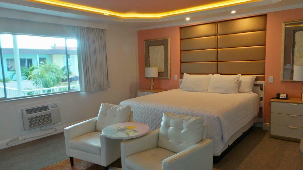 Island House Resort Hotel 세인트피트비치 외부 사진
